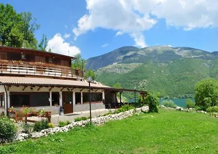 Alloggio per agriturismo Miralago *